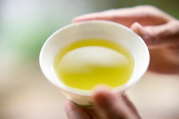 阿波晩茶の色のイメージ画像