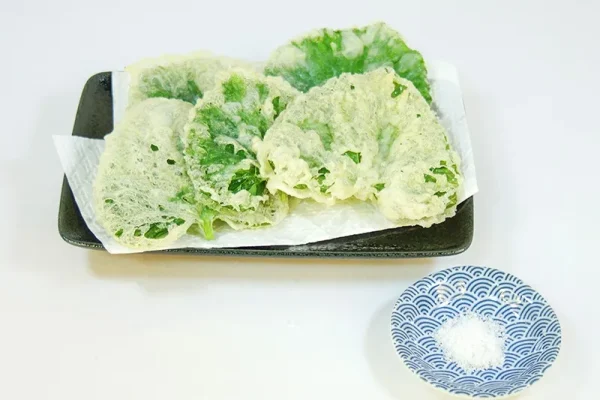 徳島・上勝町産 採れたて「生 葉わさび」 50g （秀品）