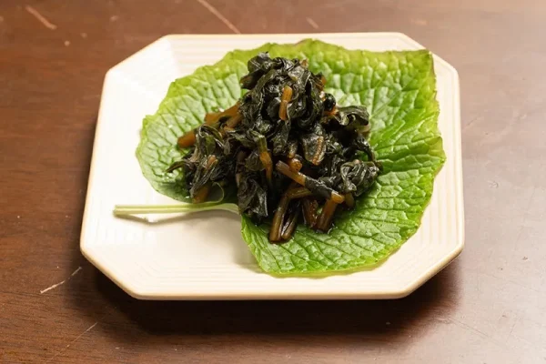 徳島・上勝町産 採れたて「生 葉わさび」 50g （秀品）